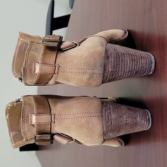 Gianni Bini booties - Picture 4 of 4